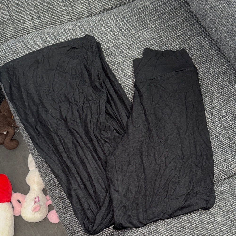 Black wide leg pants